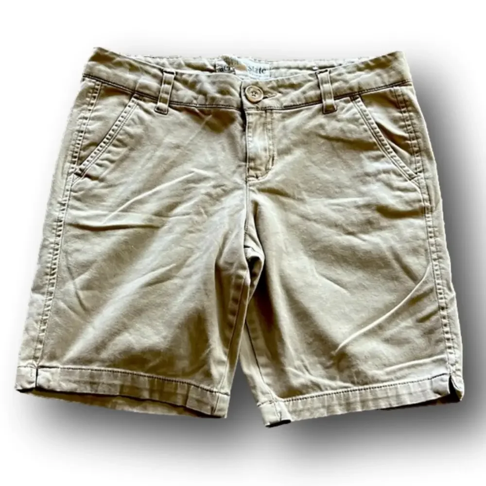 Aeropostale tan shorts